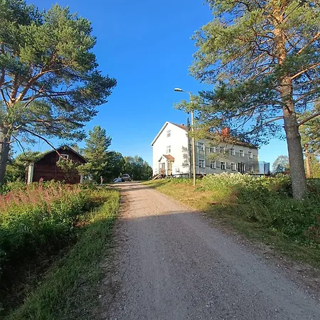 Terveyssisaren Remontoitu 2 Tai 3 Hloe, Oma Keittioe Ja Kylpyhuone Pudasjarvi