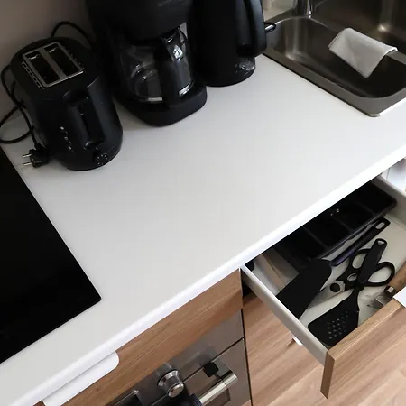 Appartement Toerroe As1, 1-4 Hloe, Oma Keittioe Ja Kylpyhuone